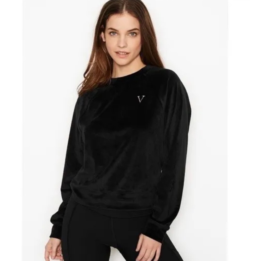 Victoria’s Secret Velour Crewneck Pullover Size Small Black VS Sweatshirt Soft